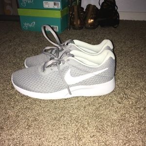 Nike grey/white shoes